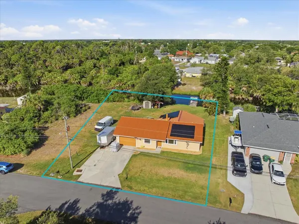 11719 CLAREMONT DR, Port Charlotte, FL 33981