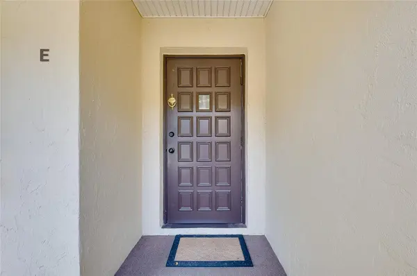 360 THREE LAKES LN #E, Venice, FL 34285