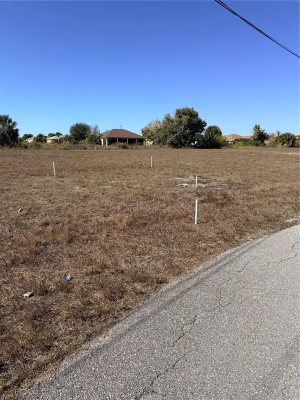 2000 NW 9TH AVE, Cape Coral, FL 33993