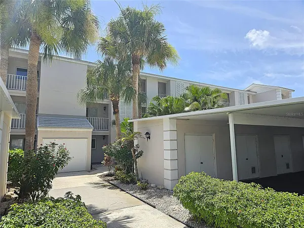 437 CERROMAR LN #424, Venice, FL 34293