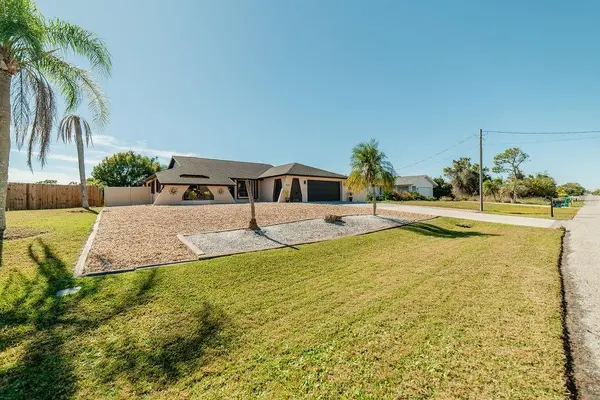 9273 CARNATION AVE, Englewood, FL 34224