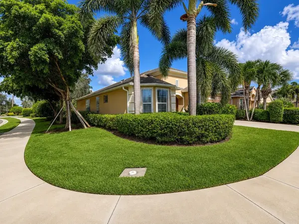 2542 CORTENOVA CT, Venice, FL 34292