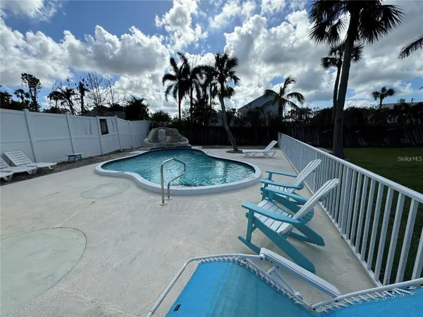 301 COLONIA LN W, Nokomis, FL 34275