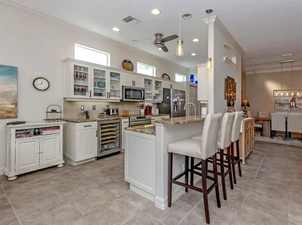 151 COCO PALM DR, Venice, FL 34292