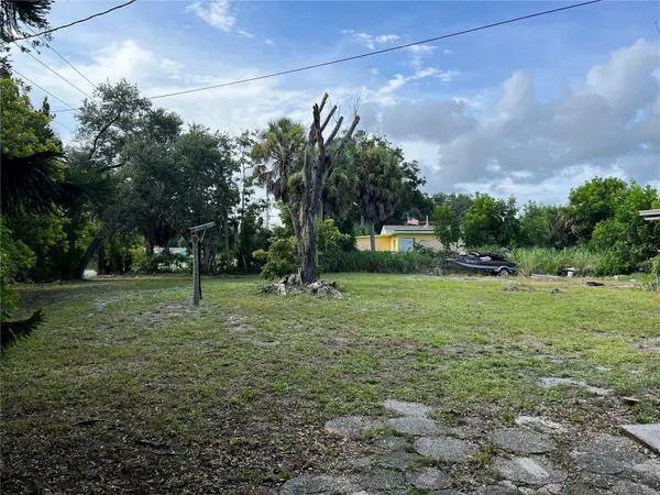 903 ANDERSON RD, Nokomis, FL 34275