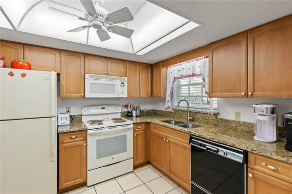 942 CAPRI ISLES BLVD #105, Venice, FL 34292