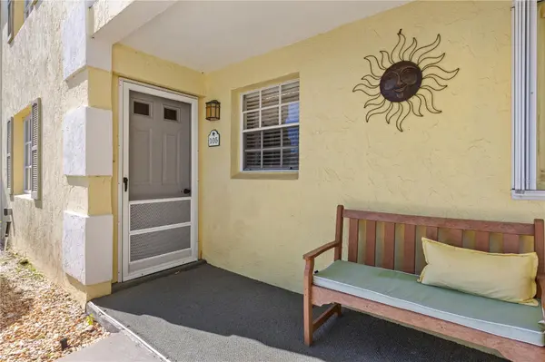 942 CAPRI ISLES BLVD #105, Venice, FL 34292