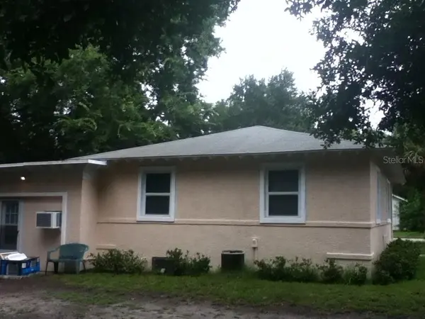 486 OAK ST, New Smyrna Beach, FL 32168