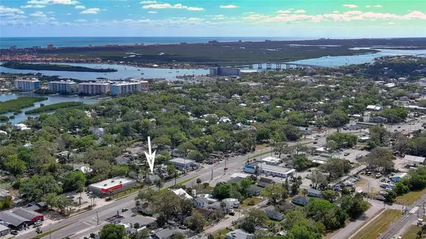 607 N DIXIE FWY, New Smyrna Beach, FL 32168