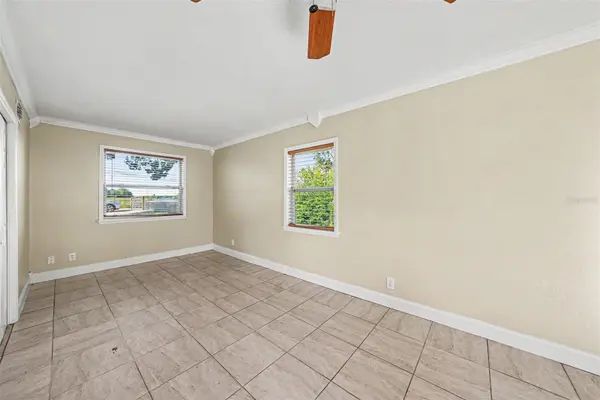 10118 114TH TER, Largo, FL 33773