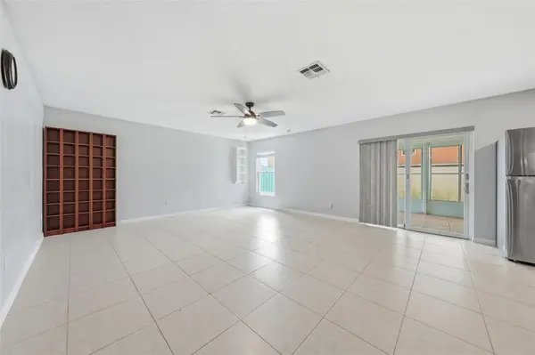 10048 IAN ST, Orlando, FL 32825