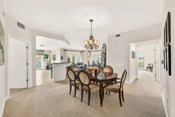 2305 EDGEWATER DR #1210, Orlando, FL 32804