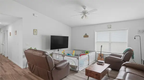 30 MAPLE CRSE, Ocklawaha, FL 32179