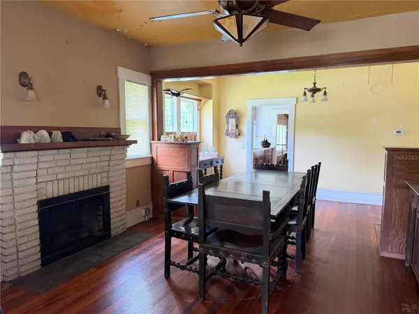 528 N ADELLE AVE, Deland, FL 32720