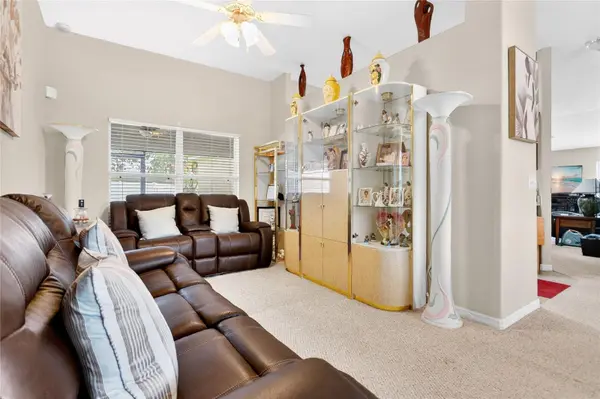 159 COMPASS ROSE DR, Groveland, FL 34736