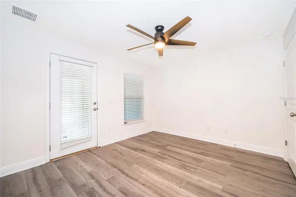 10061 TOWN LAKE DR, Orlando, FL 32832