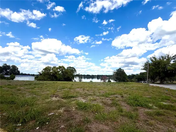 204 AVENUE D NE, Winter Haven, FL 33881