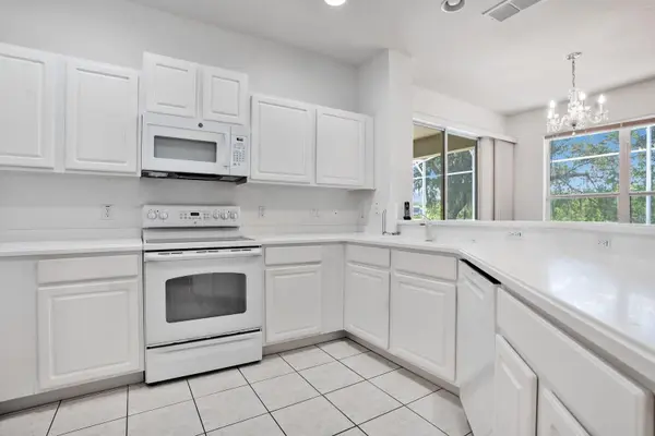 1207 LEGENDARY BLVD, Clermont, FL 34711