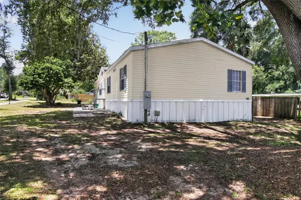 102 THIRD ST, Lady Lake, FL 32159