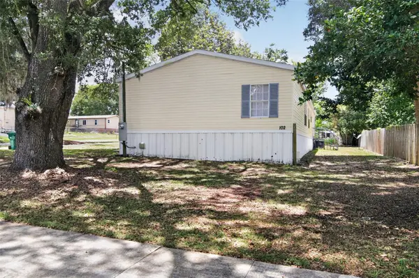 102 THIRD ST, Lady Lake, FL 32159
