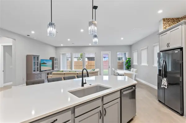 6526 CIRCLE ROCK WAY, St Cloud, FL 34771
