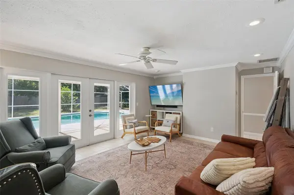 309 HICKORY DR, Longwood, FL 32779