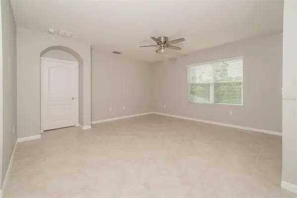 345 SUMMERSHORE DR, Auburndale, FL 33823