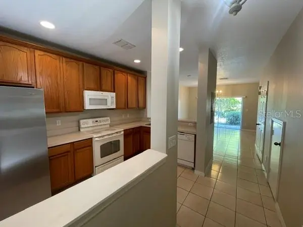 10817 SAVANNAH WOOD DR #201, Orlando, FL 32832