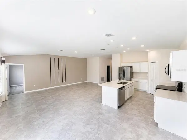 5638 LOGGIA LN, Kissimmee, FL 34758