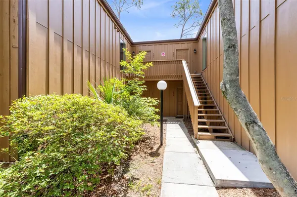 267 CROWN OAKS WAY #267, Longwood, FL 32779