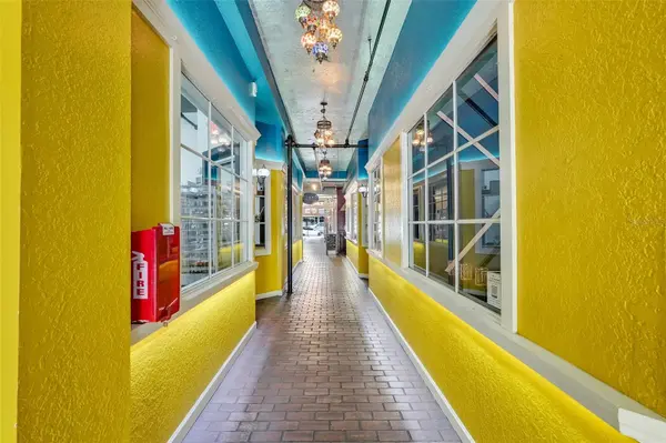 411 N DONNELLY ST, Mount Dora, FL 32757