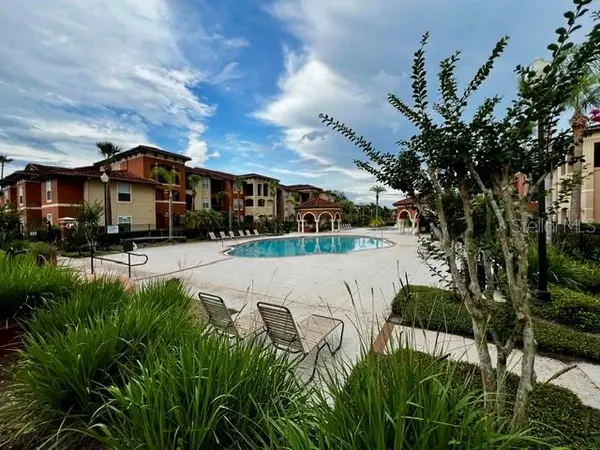 2701 ORLANDO WEST DR, Orlando, FL 32808