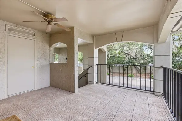 1055 KENSINGTON PARK DR #613, Altamonte Springs, FL 32714
