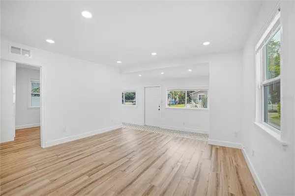 335 NE 12TH AVE, Boynton Beach, FL 33435