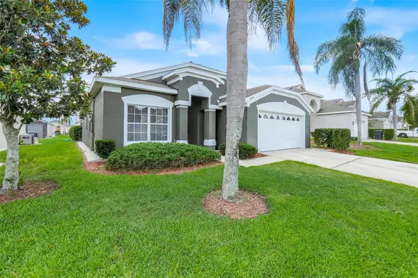 8055 KING PALM CIR, Kissimmee, FL 34747