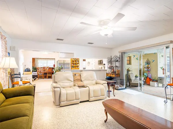 200 S MAIN AVE, Minneola, FL 34715
