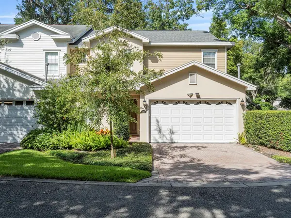 1223 COUNTRY CLUB OAKS CIR, Orlando, FL 32804