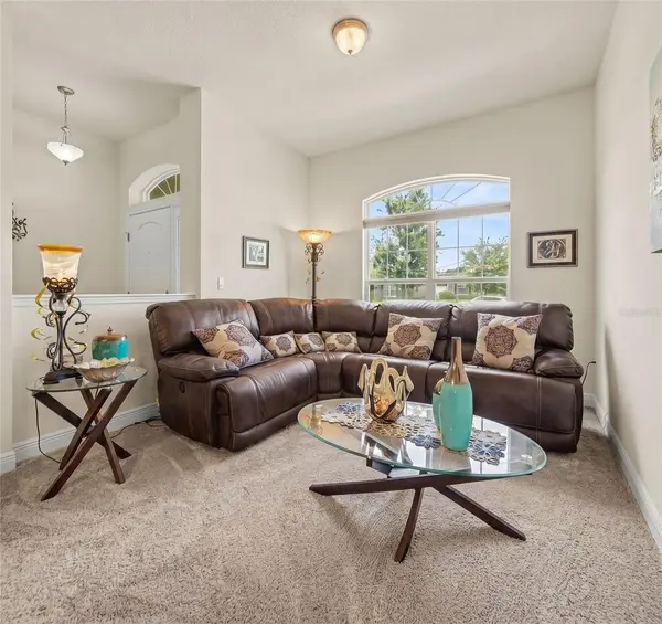 503 W LEAH CT, Fruitland Park, FL 34731