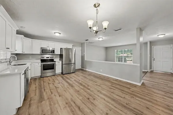 2264 VILLAGE CT, Brandon, FL 33511