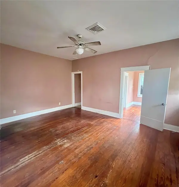 215 N BUENA VISTA DR, Lake Alfred, FL 33850
