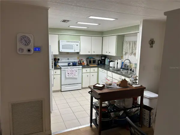 3438 BANBERRY CIR #1790, Zellwood, FL 32798
