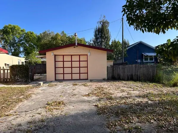 Address not disclosed, North Fort Myers, FL 33903