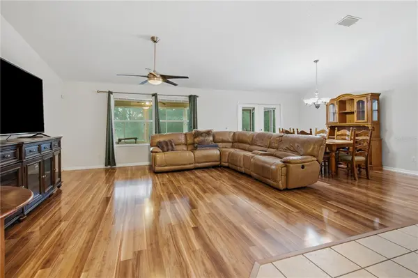 16723 SE 173RD TERRACE RD, Weirsdale, FL 32195
