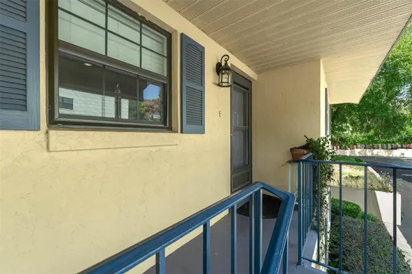 110 N TREMAIN ST #209, Mount Dora, FL 32757