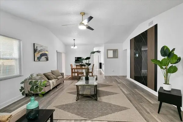 8612 SPRING CONE CT, Orlando, FL 32825