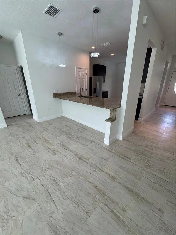 2452 AINSWORTH AVE, Deltona, FL 32738