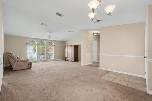 37536 GILL AVE, Zephyrhills, FL 33541