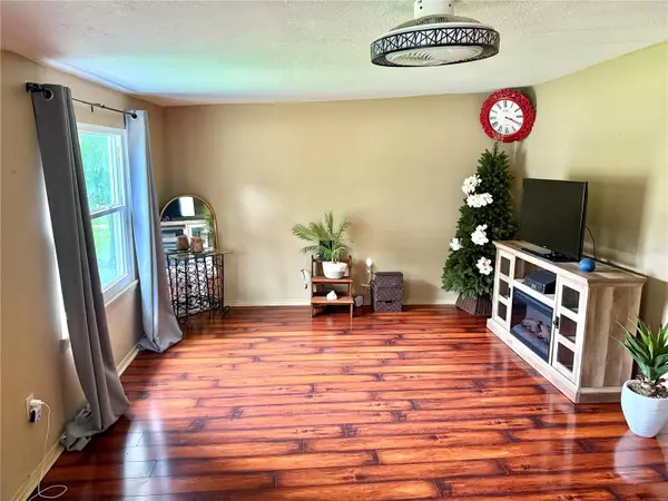 5937 UONA AVE, Orlando, FL 32835