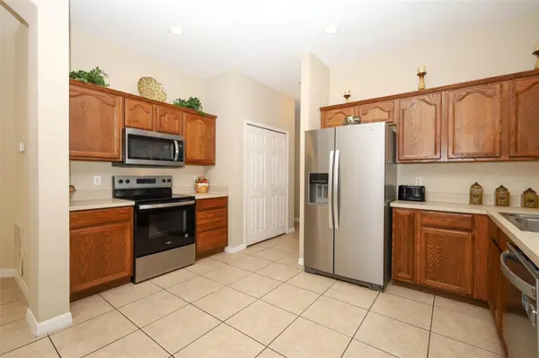 426 ALEXANDRIA PLACE DR, Apopka, FL 32712