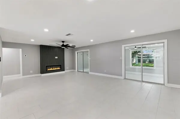 10633 WATERTOWN CT, Orlando, FL 32821